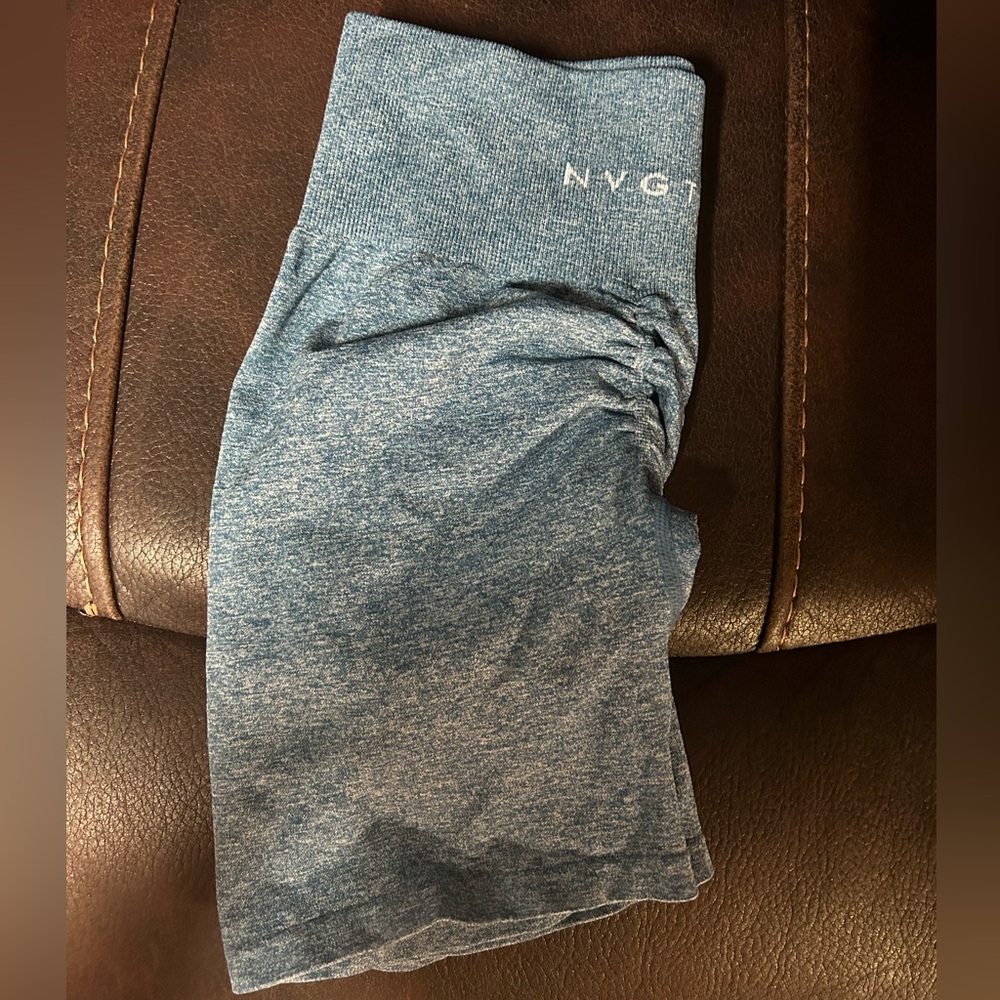 BLUE NVGTN SCRUNCH SHORTS